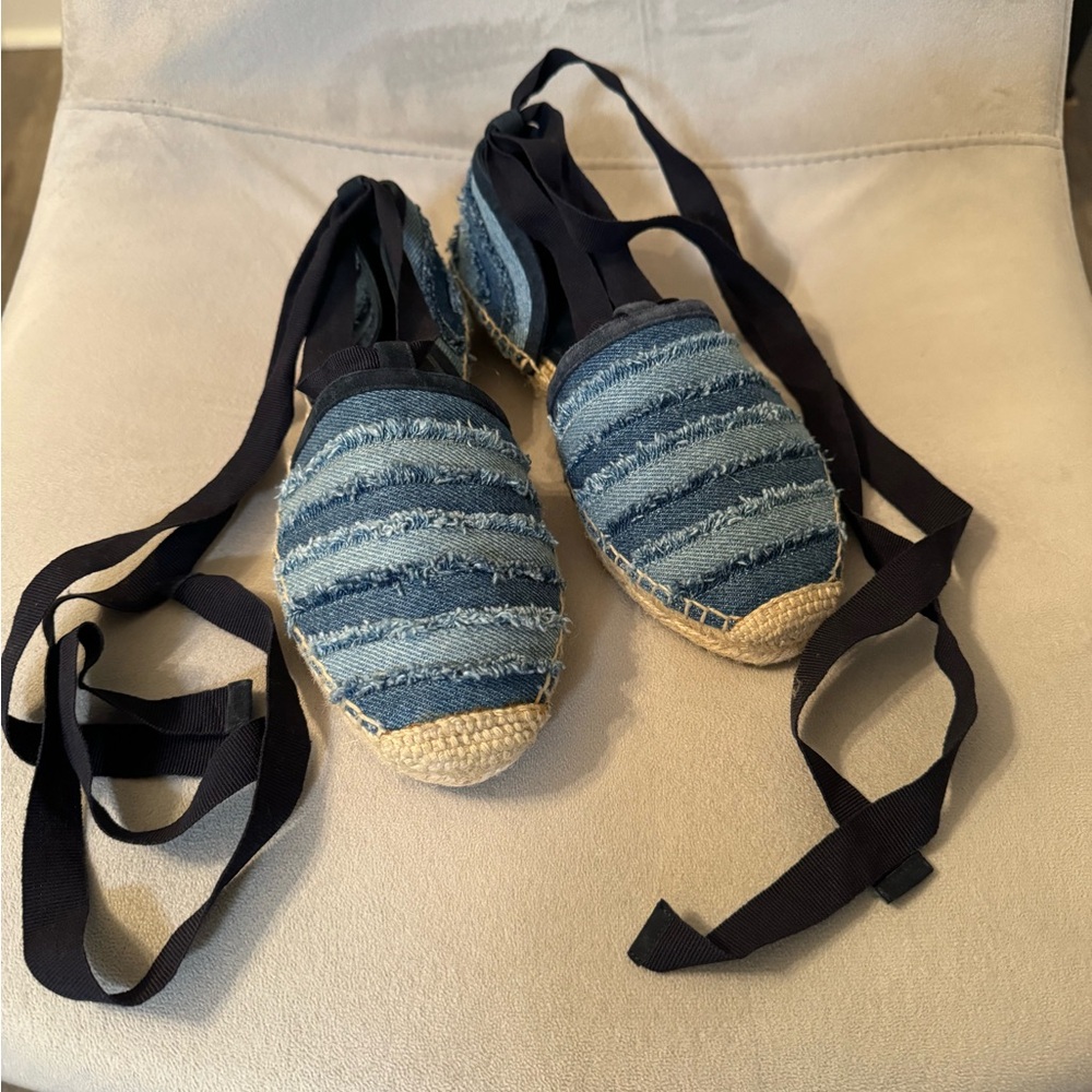 NEVER WORN Jimmy Choo Blue Denim Lace Up Espadrille Shoes Womens Size 5